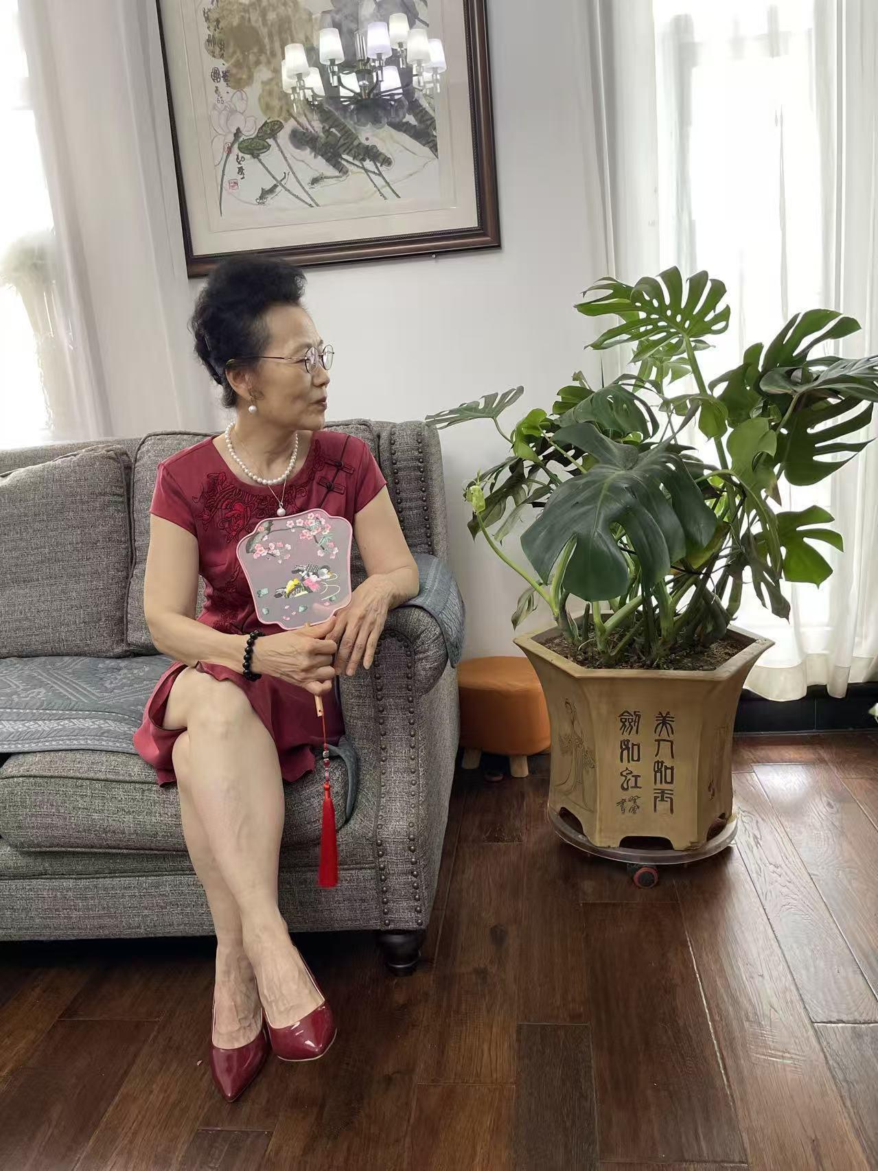 给2026的自己写句话2026年继续在自媒体的路上努力前行，对标学习、学习、再学