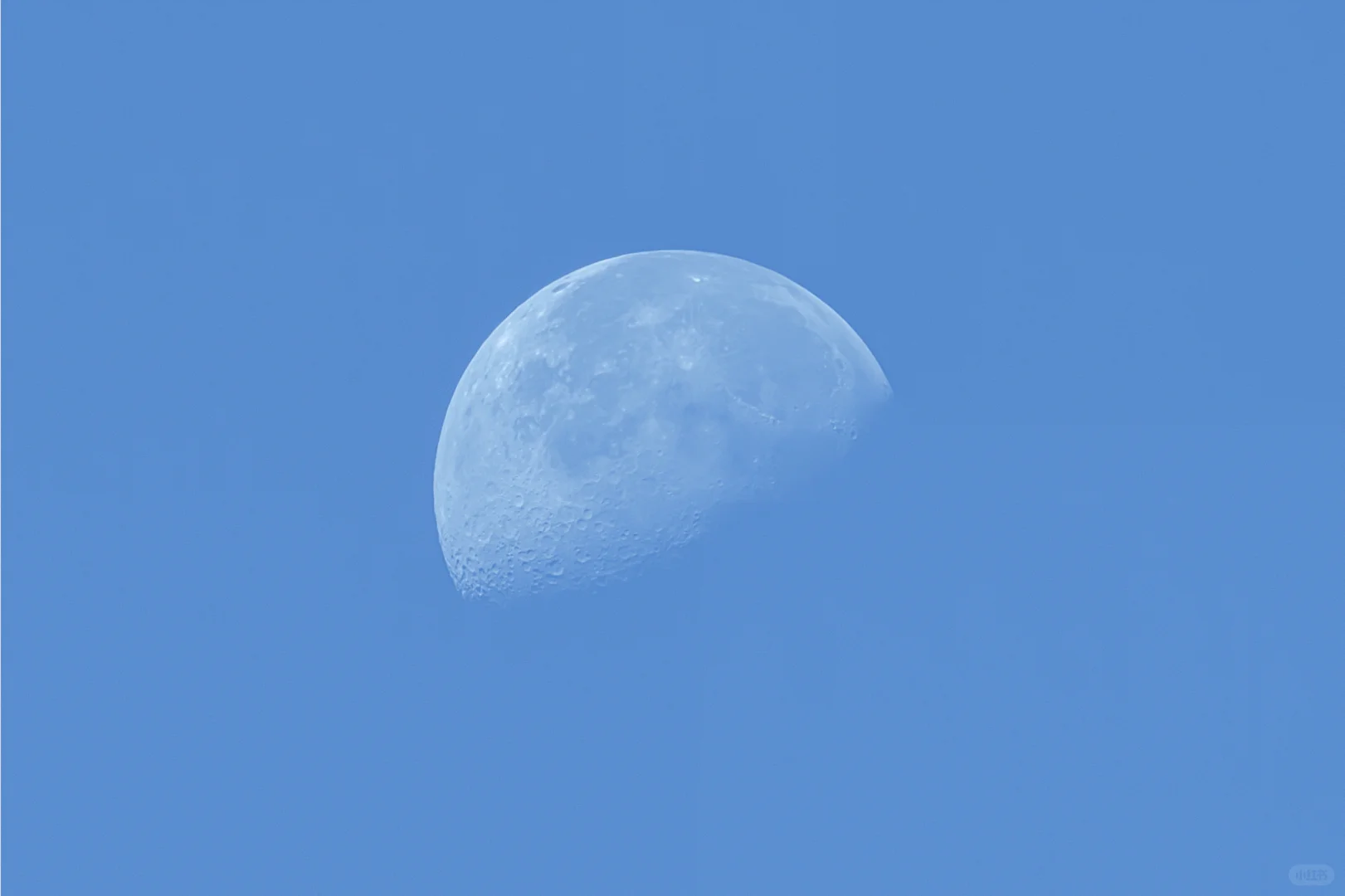 被早上9点的月亮🌖治愈