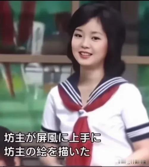 这个女人具有的特征:
温婉，端庄，大气，柔情，知性，可爱，调皮，清纯，天真，活泼