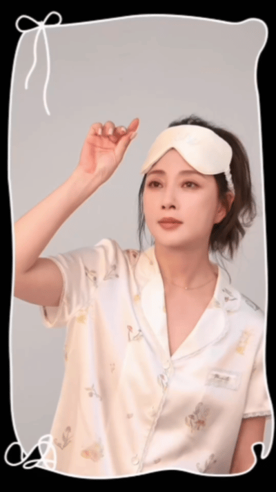 殷桃麻花辫化妆vlog殷桃麻花辫化妆vlog，麻花辫造型真的好青春，一举一动都戳