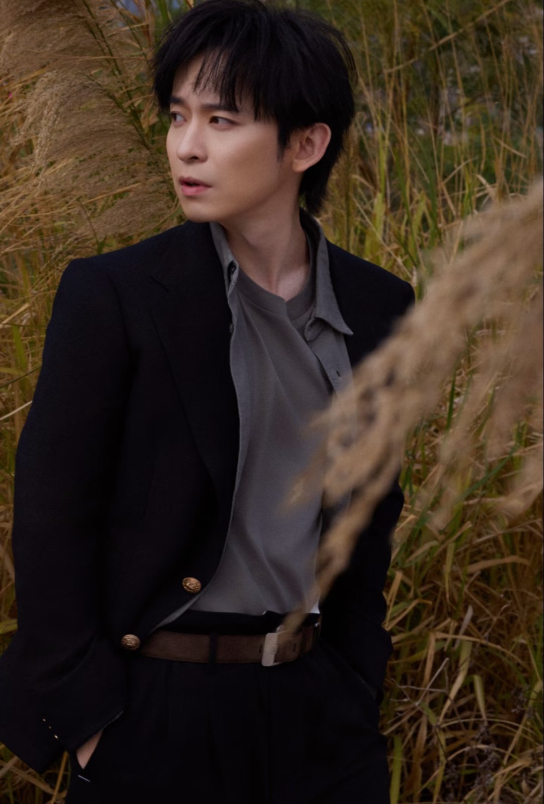 董子健岸边西装写真～ 