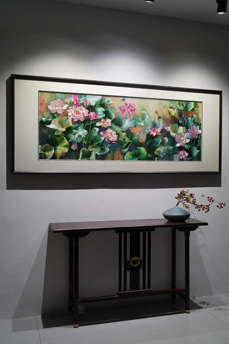 一帘荷风入梦，丝线晕染的东方清欢 夏日的荷塘，原来可以这样被留住。你看...