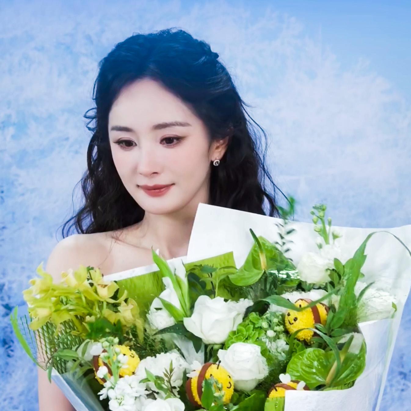 我们和杨幂的合照🥰 