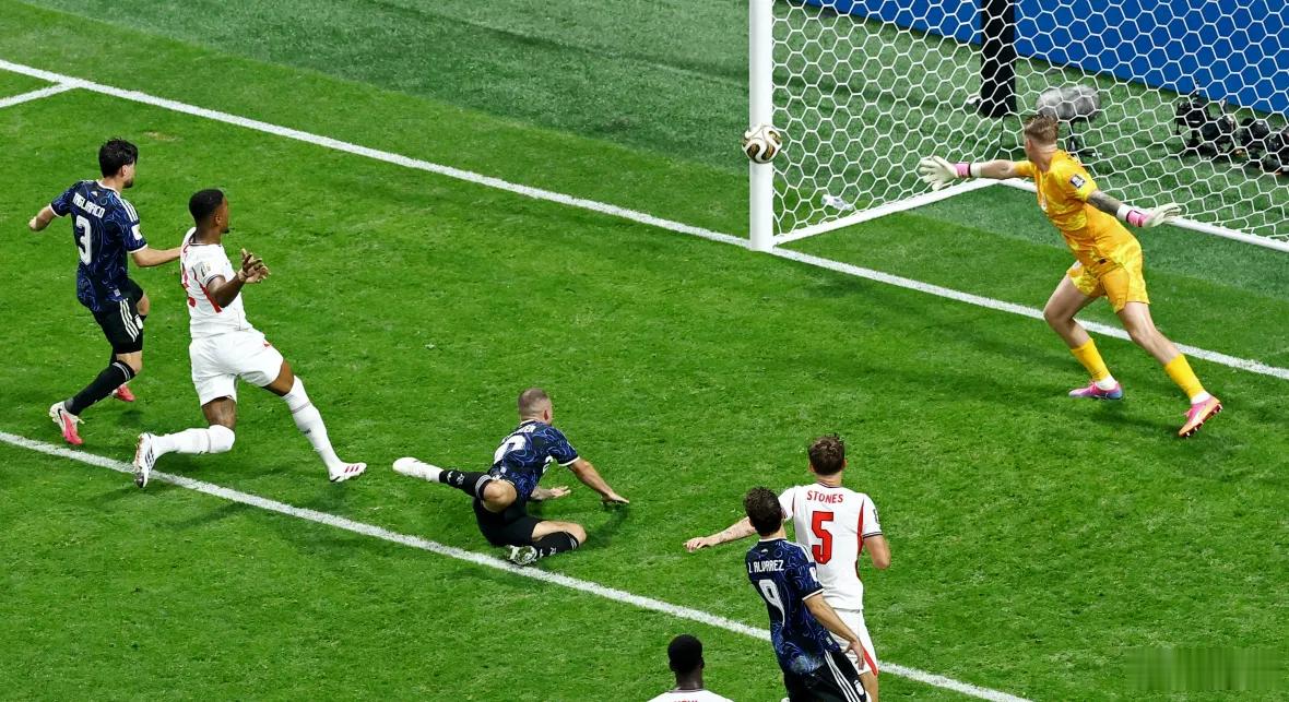 2026世界杯 就只剩两场球了，三四名决赛没啥意思，决赛看看西班牙能不能用传球控
