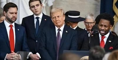 美国再次改口，一开始说台湾是中国的一部分，怎么决定是中国的事情，但是现在又说美国