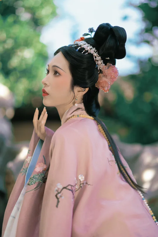 明·一树紫薇开，翩翩引蝶来🌸南京约拍