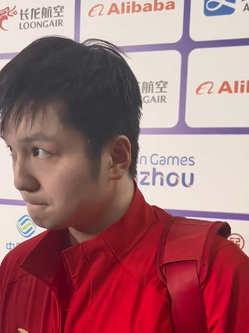 #杭州亚运会##拼搏的十月# 加油[奥特曼] ​​​