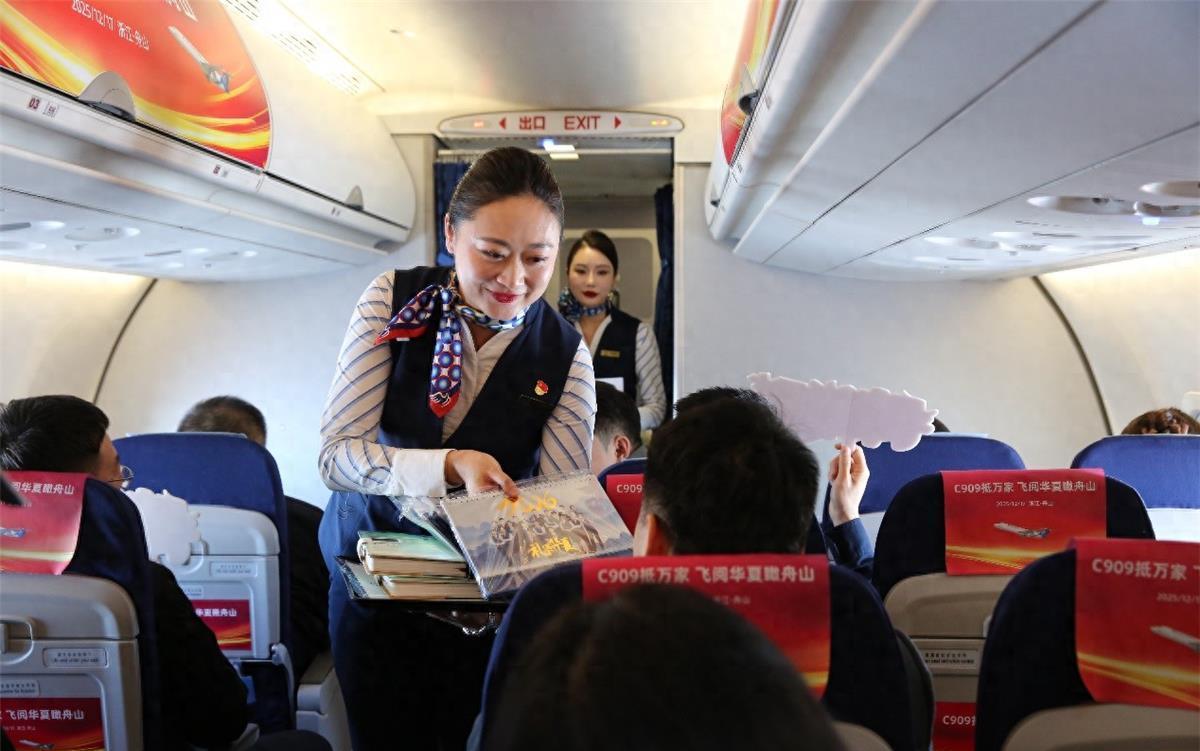 航司锁座玩套路，乘客权益被架空！

江苏消保委对境内10家主要航空公司的调查结果