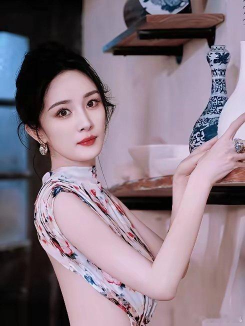 我邻居跟我说以后她要像杨幂一样，去香港生小孩我问为啥？她告诉我原因后，我才知道原