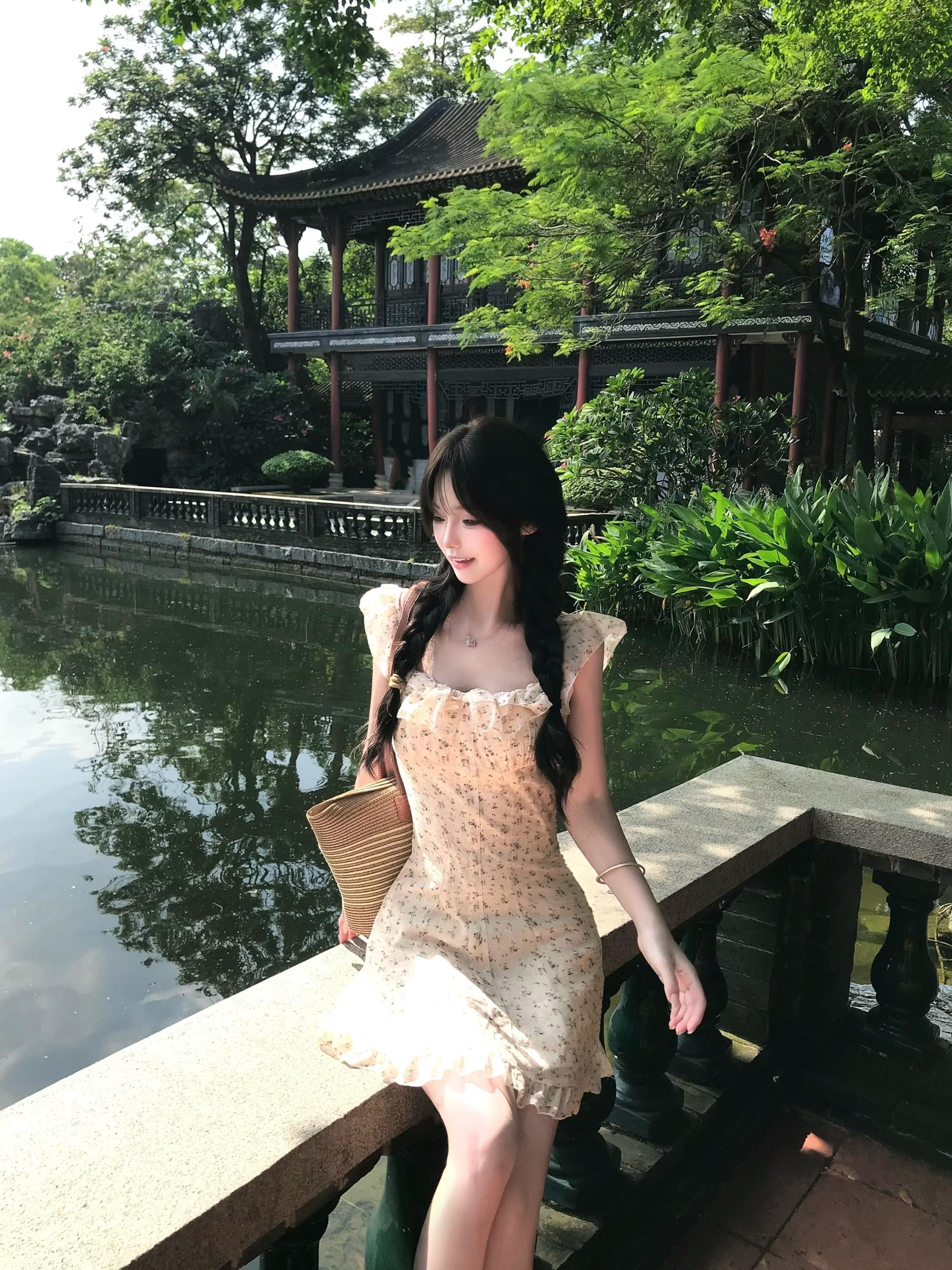 牵你渡步在江南小巷