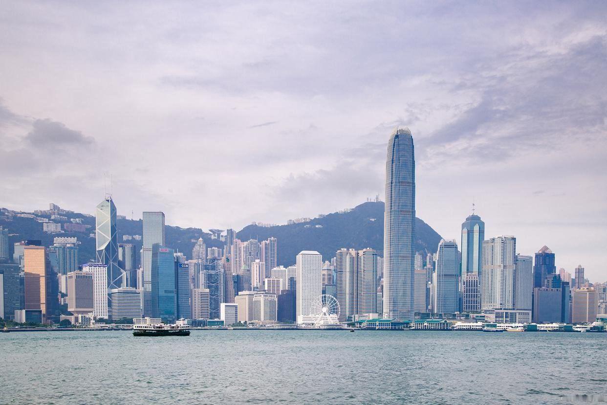 香港特区政府12日公布入境事务处预估数据，今年农历新年假期前后（2月14日至2月