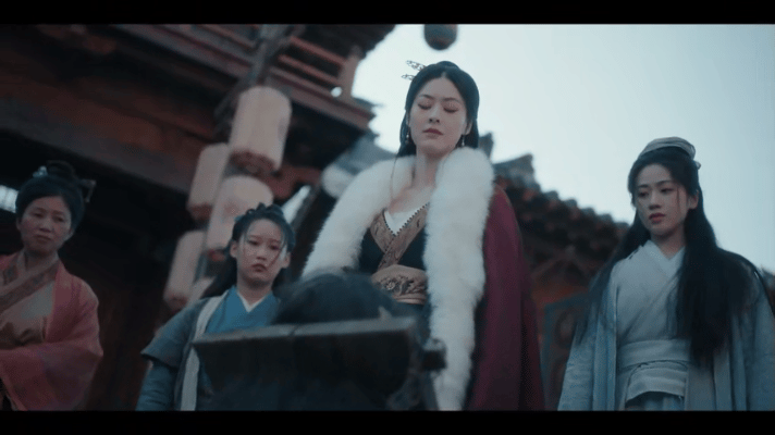 短剧婢女中的女性互助力量 郑氏和沈玉清都被沈国公害惨，一个丧夫受辱，一个丧母含恨