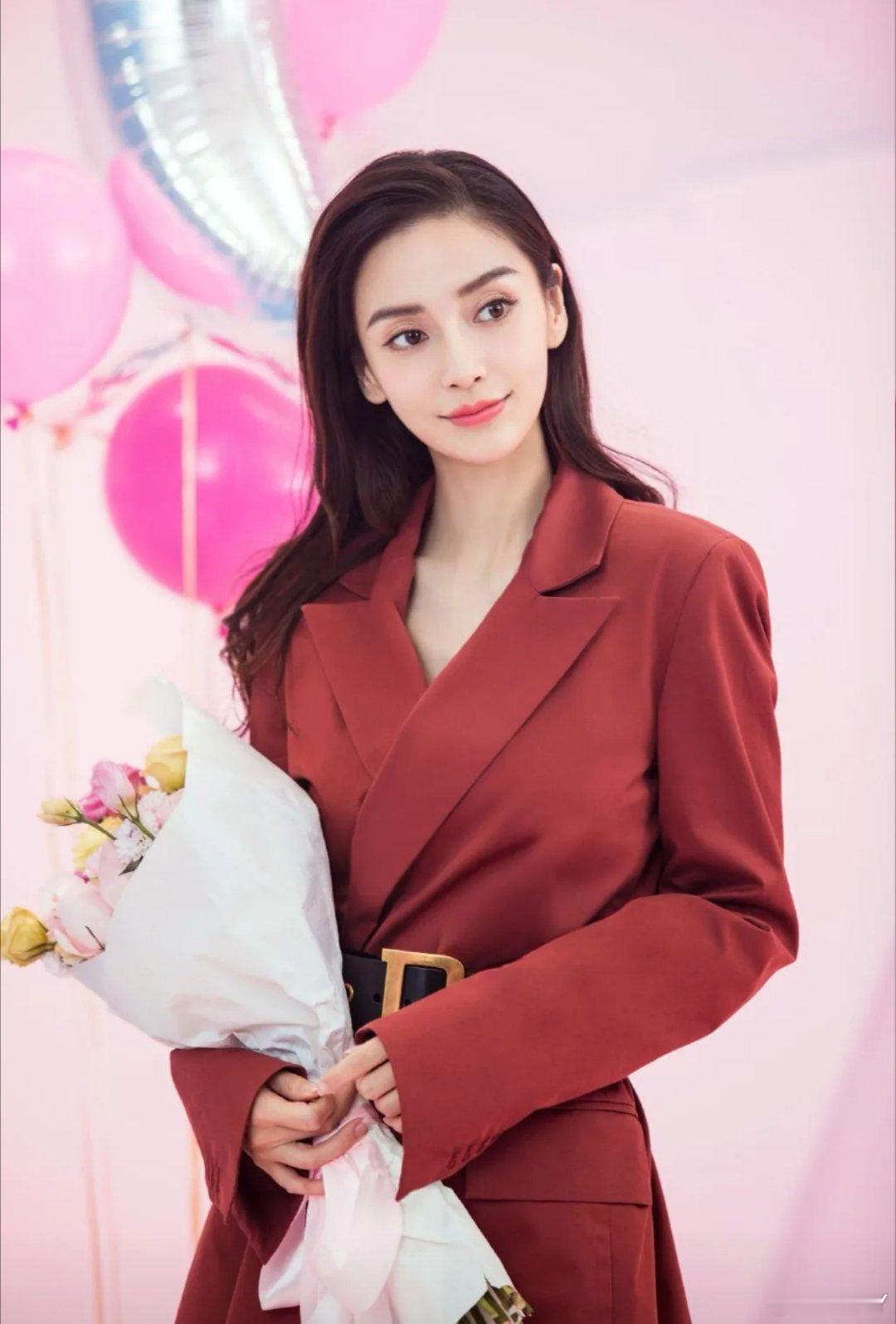 angelababy[超话] ab angelababy三阳启蛰六迎粲然  写尽