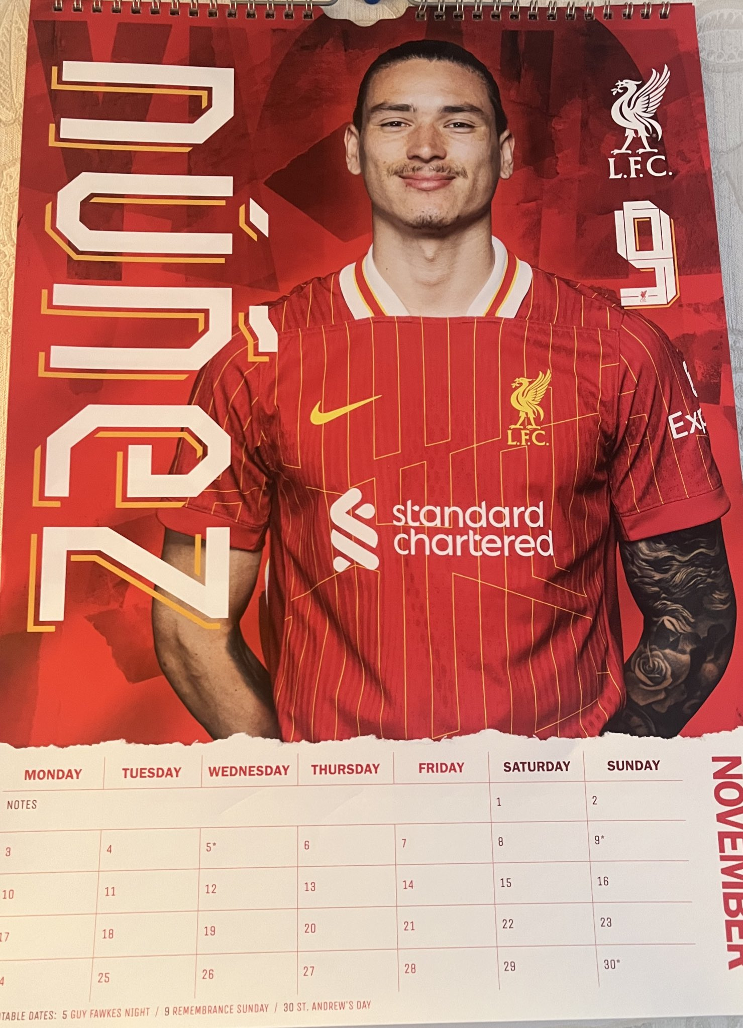 11月的官方日历还是努涅斯 ​​​