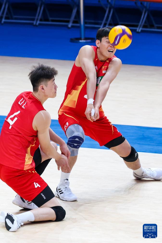 中国男排第三局25:23再下一局，最终以3:0击败古巴，海宁帅位保卫战成功获胜！