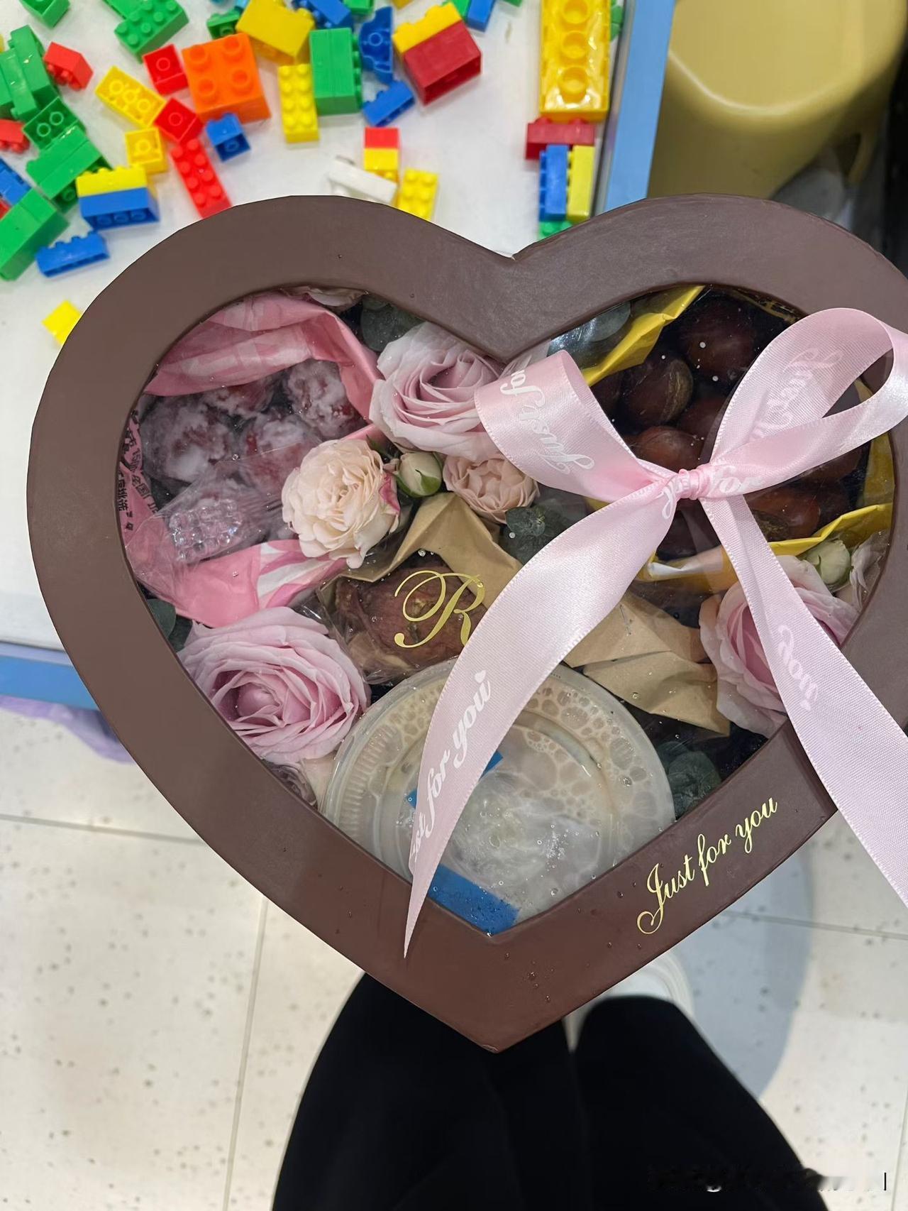 分享我这周有趣的事：仪式感还是要的
别的小朋友有的我也有！