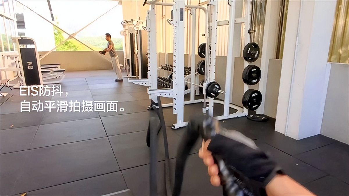 秘密研發兩年！理想AI智能眼鏡Livis發布：限時補貼1699元起