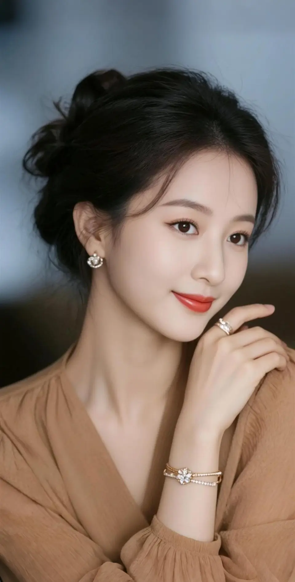 AI扩图 AI盘发首饰照