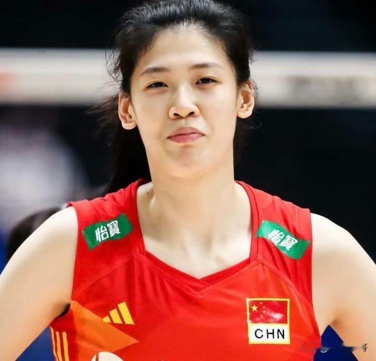 【李盈莹回国进行康复治疗】中国女排 
意大利米兰俱乐部（Vero Volley 