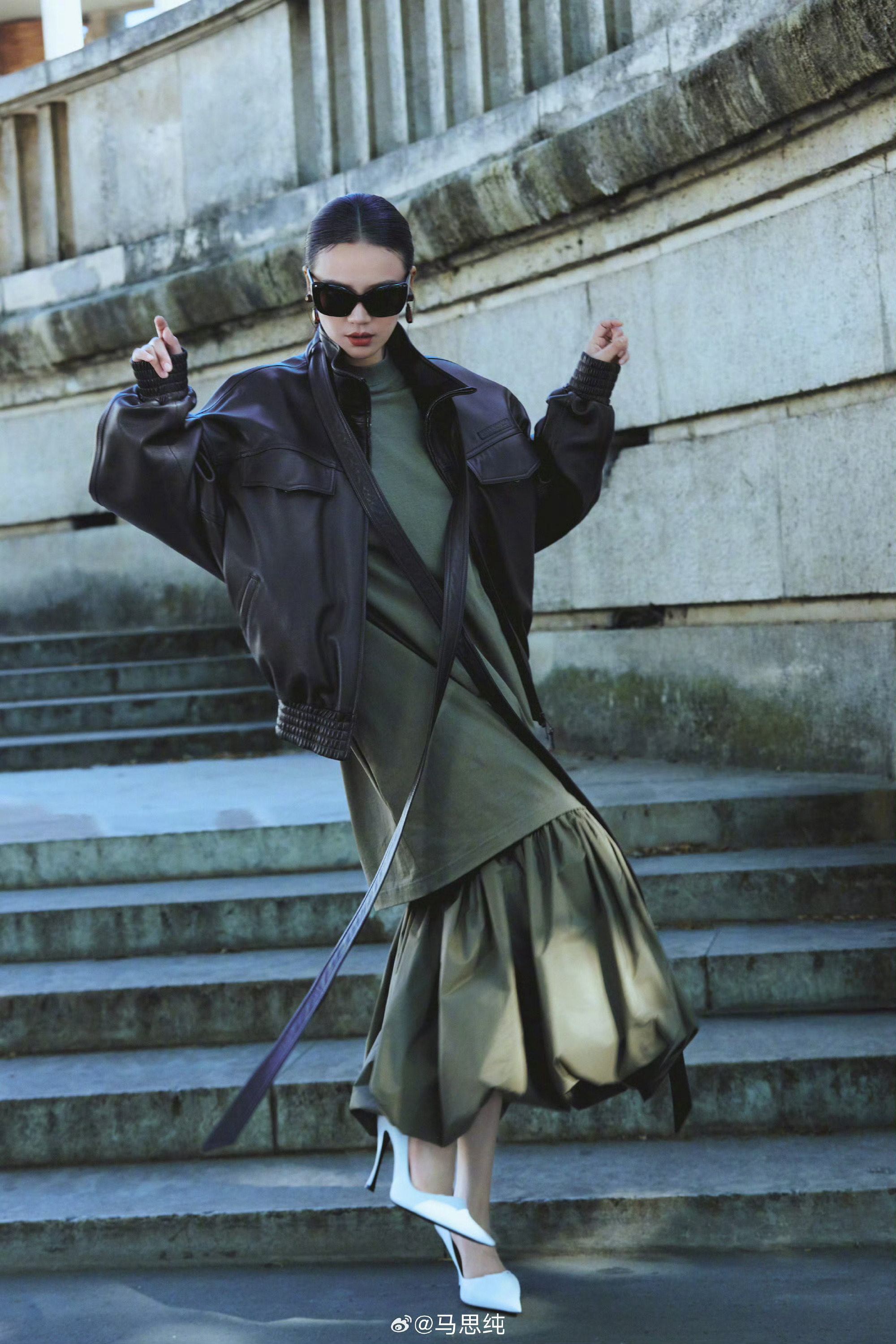 巴黎世家百年高定迎来新篇章高定工坊的极致匠心第 55 季 Balenciaga 