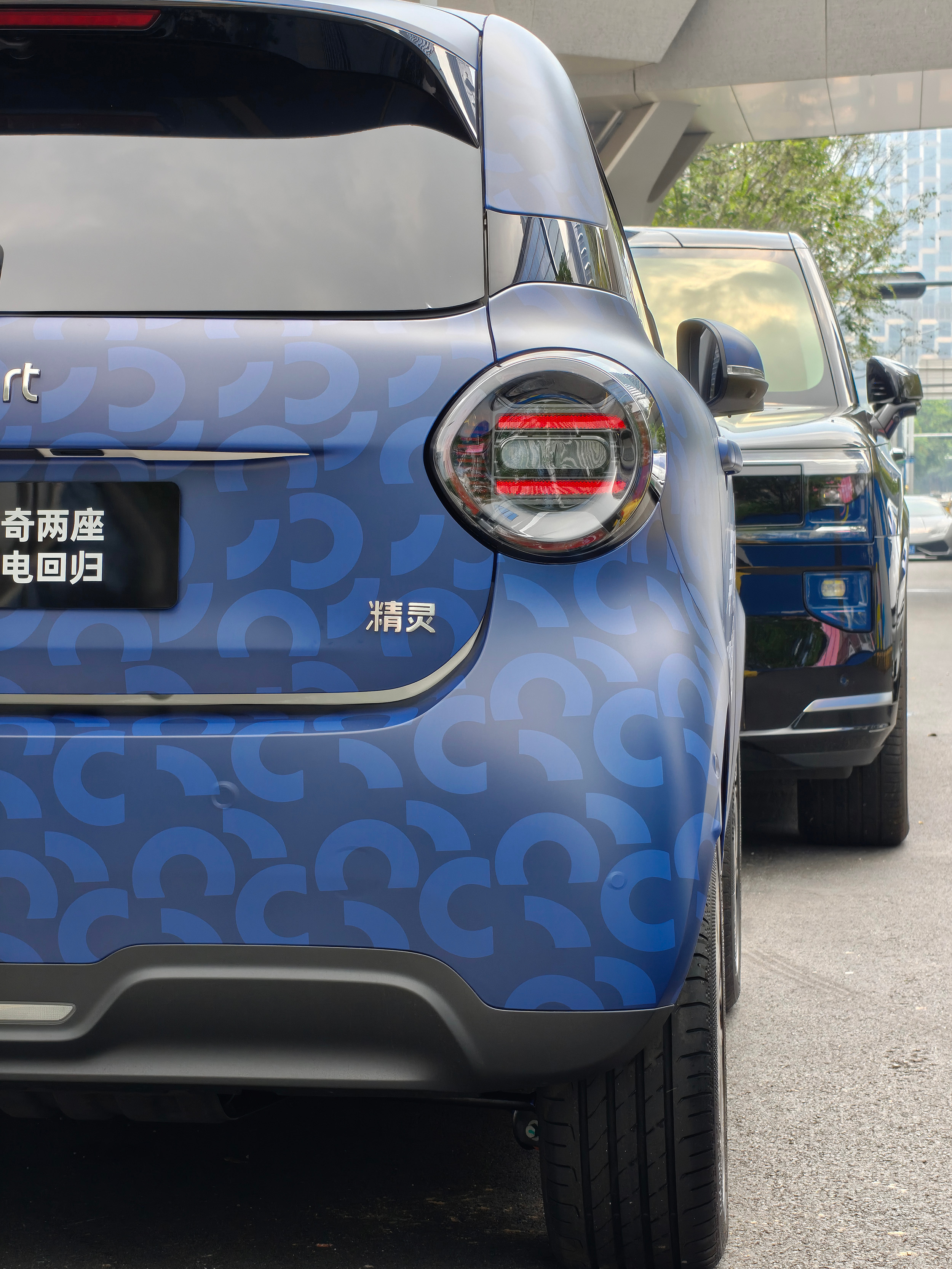 看到全新 smart 精灵 2 号的时候，我第一反应反而是：终于又有人认真做小车