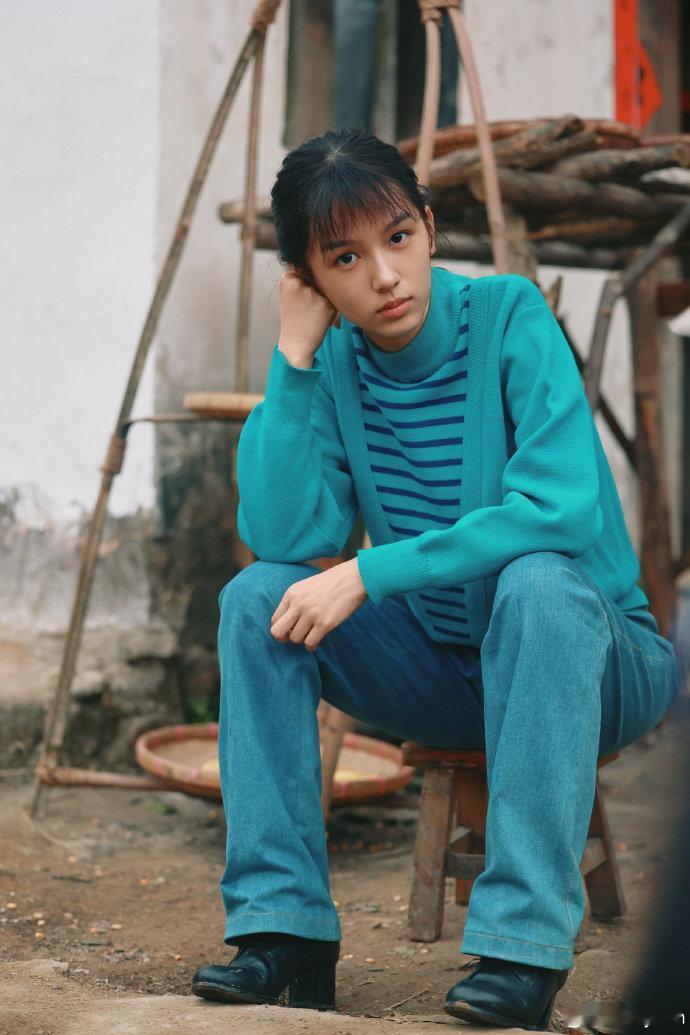 周也村霸周也七井村村霸 周也：不知道 反正我的蛋大 