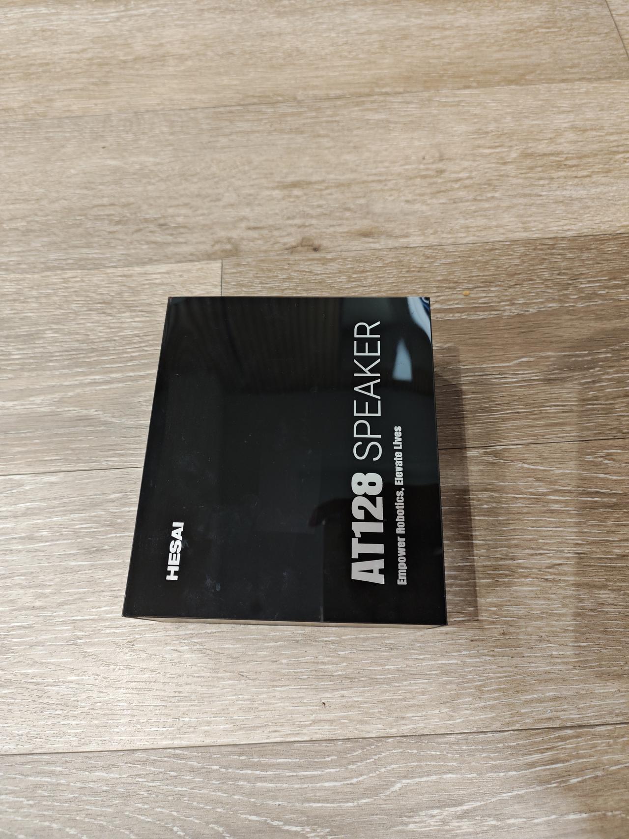 【宠粉福利来袭】
禾赛 AT128 激光雷达型扬声器免费送科技控狂喜！
把硬核激