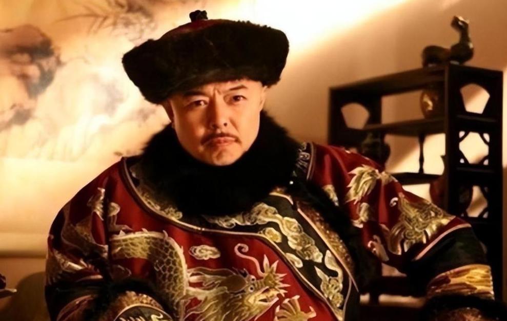 这个独眼考生被乾隆当面羞辱，却用一副对联逆袭成探花，太震撼了！
殿试现场，当乾隆