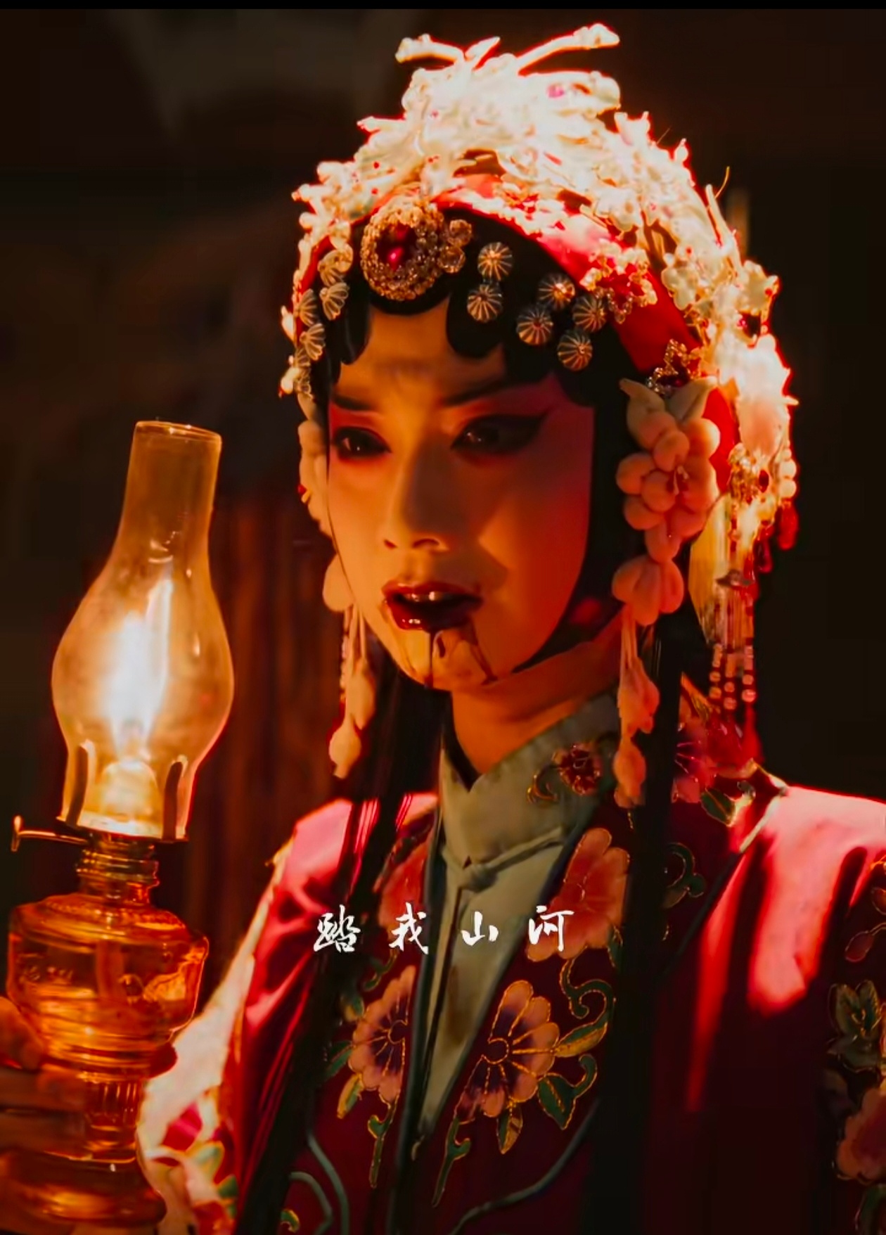 ENEMY伟大无需多言，立意好，演技顶，画面绝梨园双星的诠释了师傅口中的英雄守护