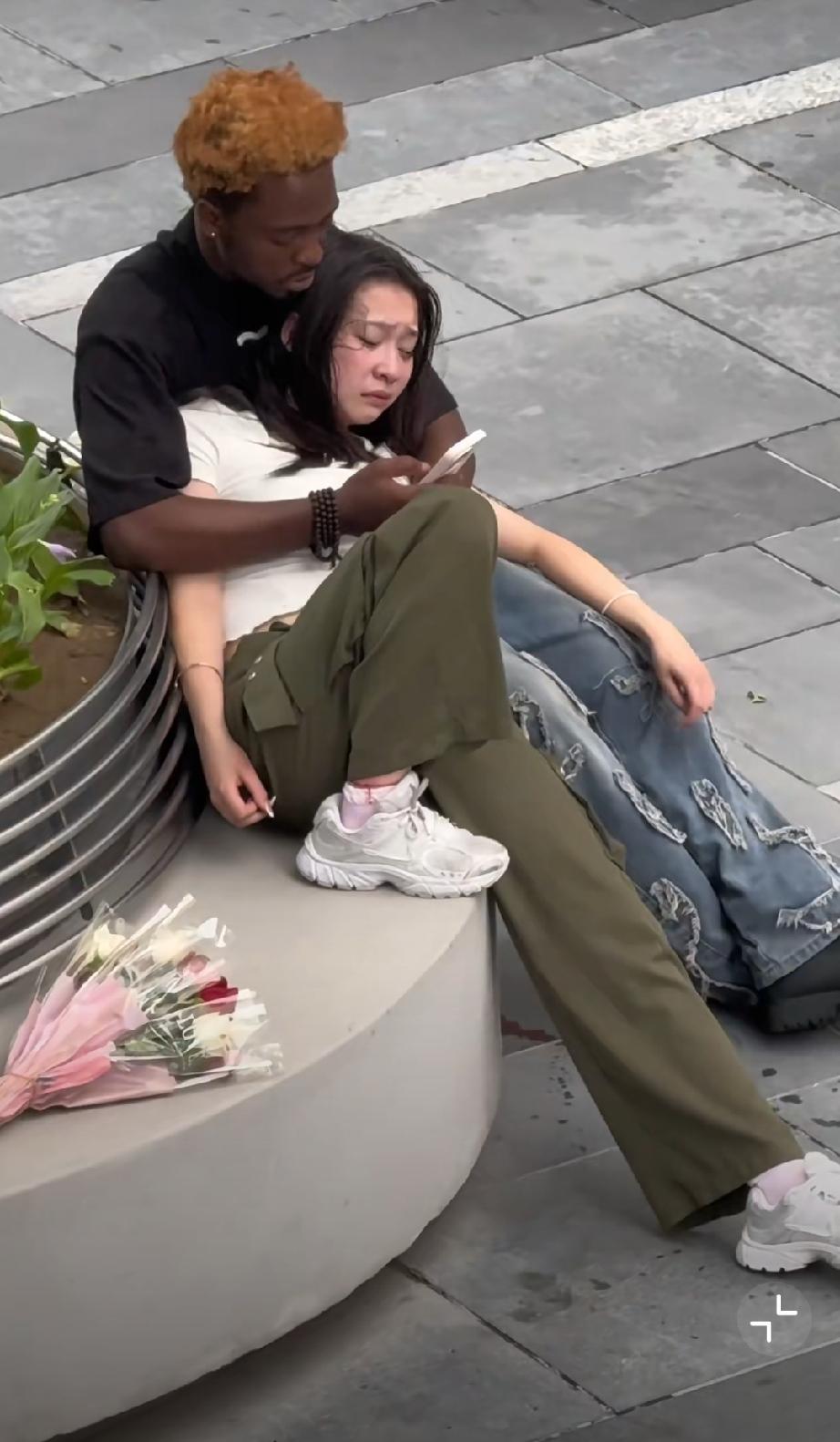 女孩子哭的这么伤心，爱情的尽头是什么？情侣分手感悟 扎心爱情真相 注定分手的结局