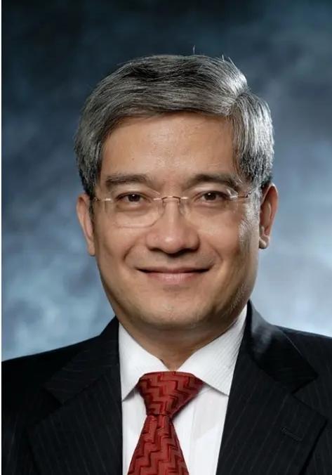 经济学家郎咸平说，美国打伊朗，碾压一切的势头，看起来挺厉害，其实对于美国来说，隐