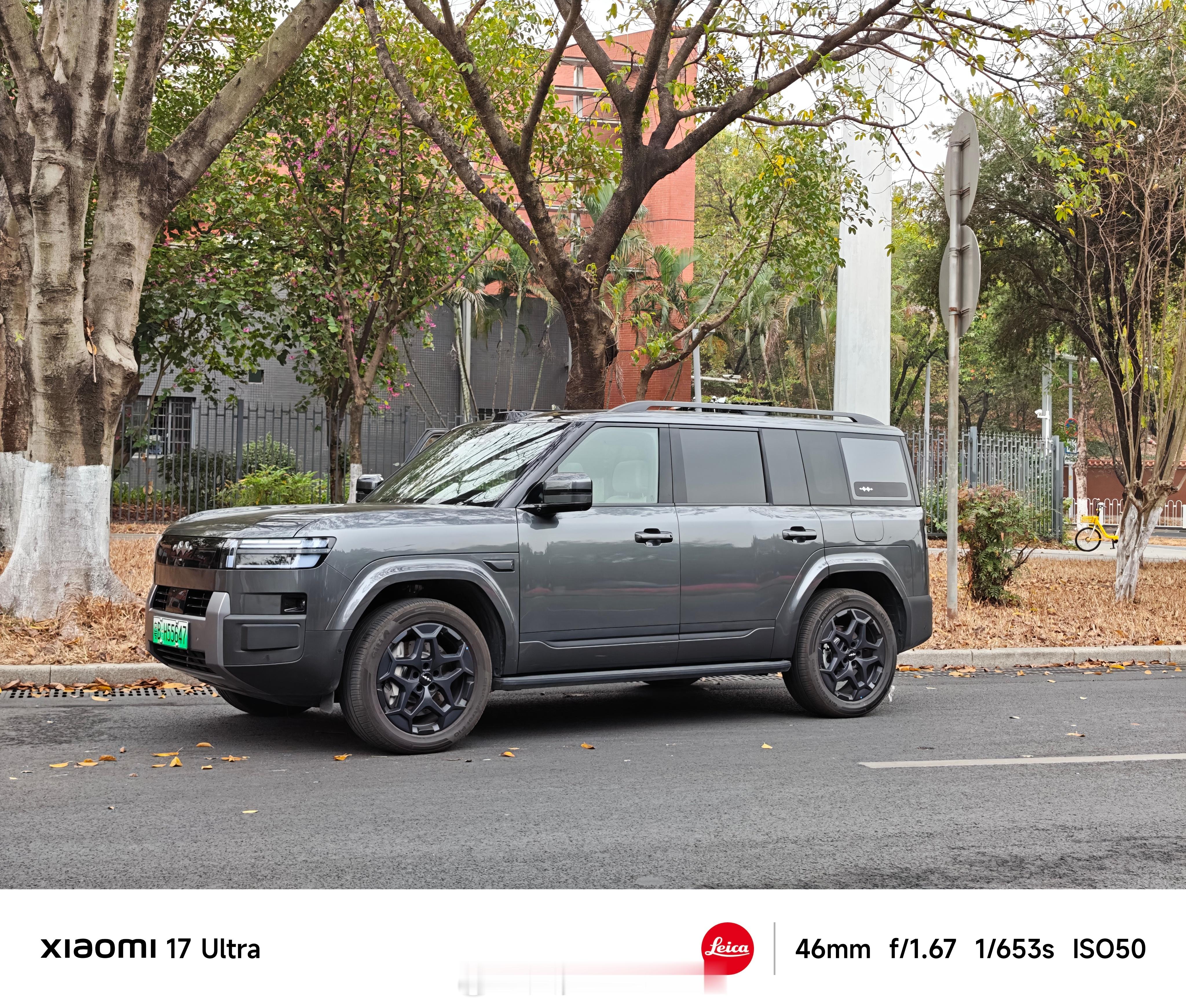 今天拍比亚迪智驾，有一说一体验是真不错。。随机挑的市区路，早上堵车还挺多，居然零