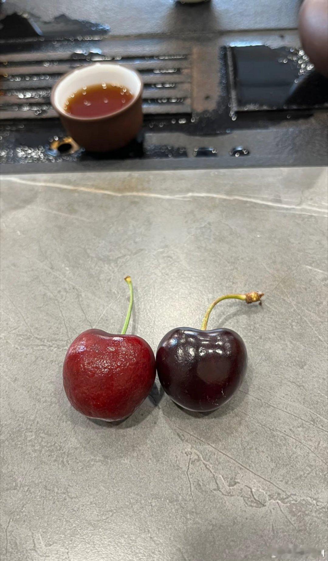 紫色比红色更好吃。[并不简单] 