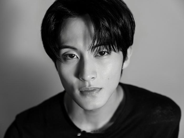 【Mark加入全球粉丝平台Weverse】Upper Room表示“Mark正式