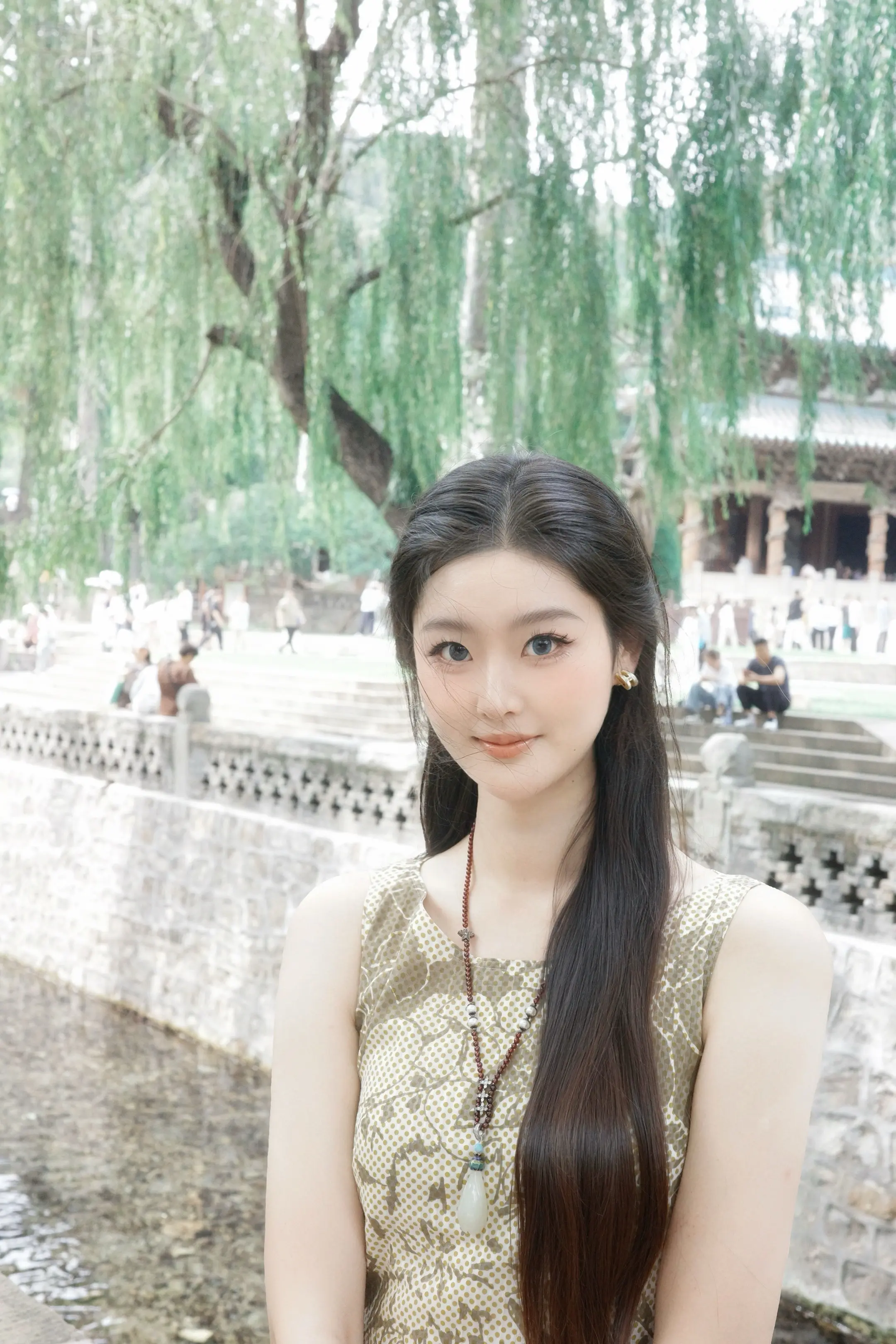 周柏千秋，清泉难老。