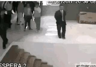 家里停电了 我此时得心情！估计得鸽播了[打脸][打脸]