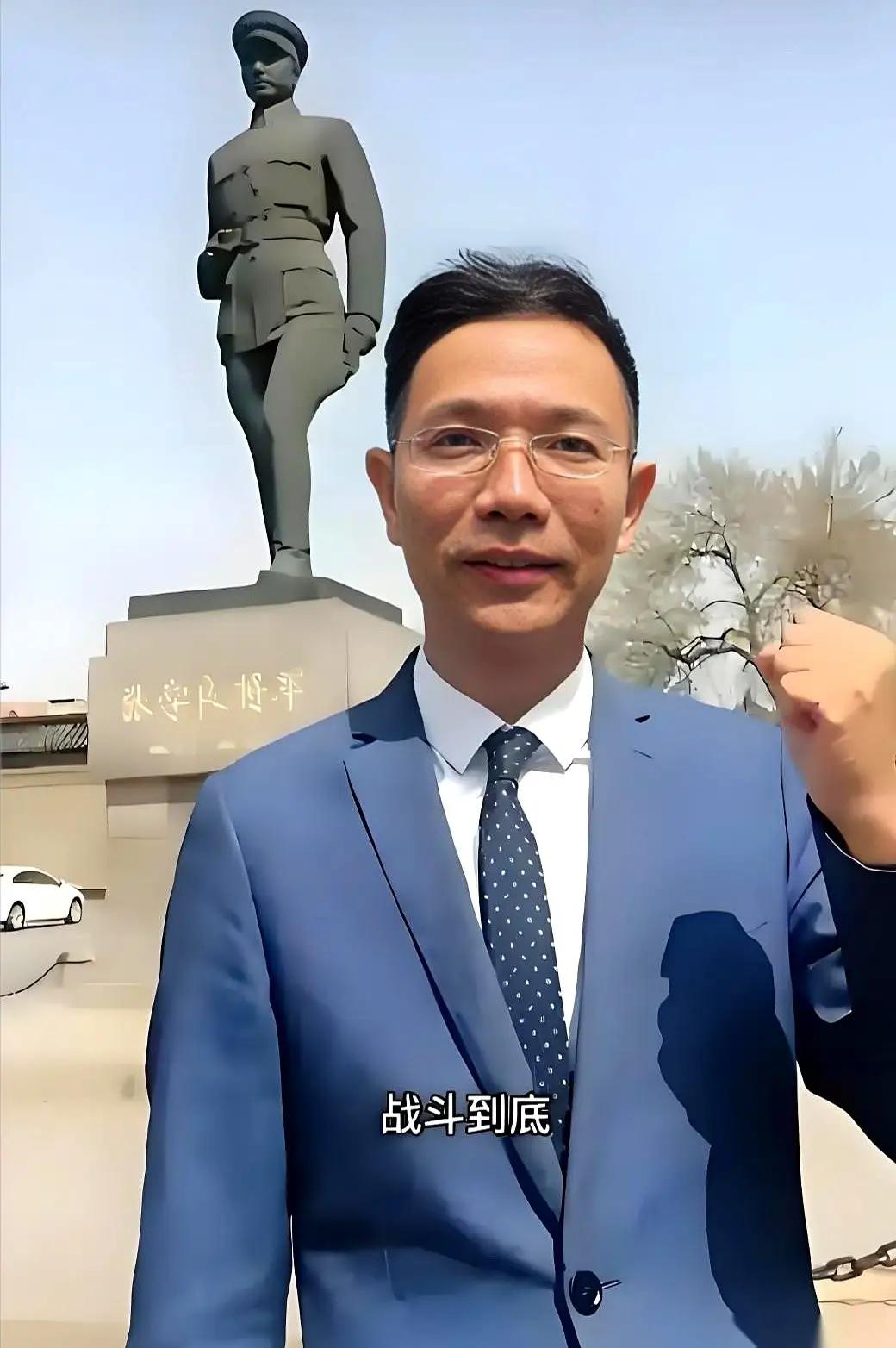 北京律师独自一人跑到外地，法庭上直接把检察院那边问得当场就翻起了法条！这一幕简直