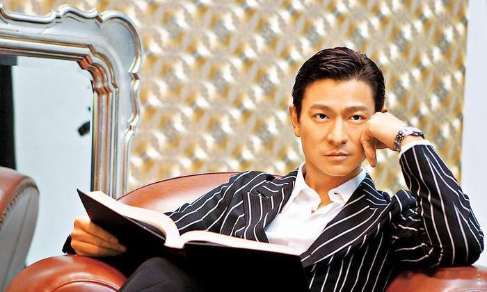 刘德华解冻失败2026马年春节，刘德华《恭喜发财》在商超集体“静音”，年度解冻计