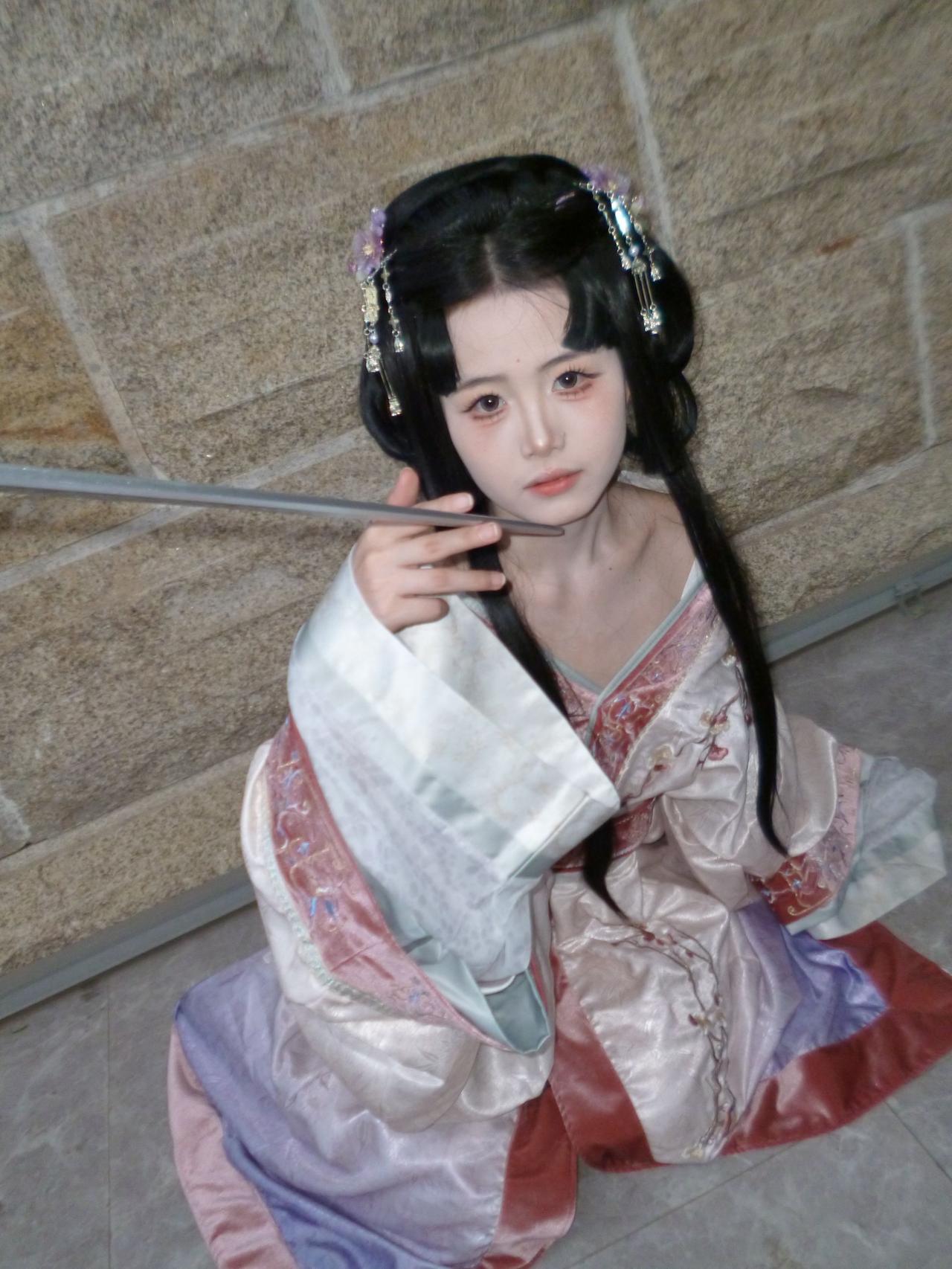 偶遇古镇，随拍几张传统服饰美学 汉服文化传承 东方美学 古风氛围感