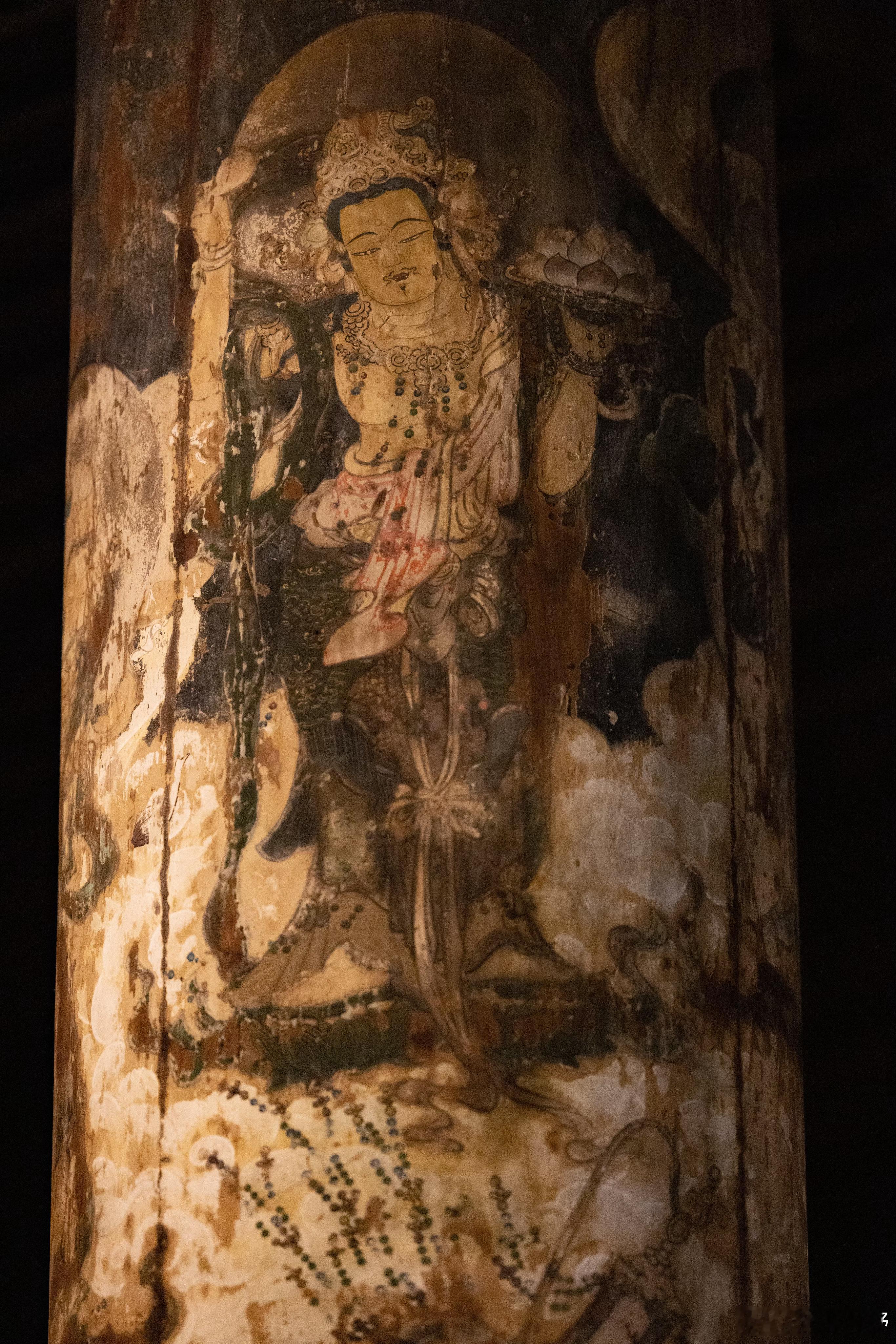 山林遗珍｜圆成寺阿弥陀堂圆成寺本堂是保留平安时代后期阿弥陀堂风格的佛堂建筑，整体