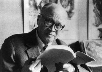 1952年，王淦昌邀请束星北加入中科院。束星北把头一扬，说“中国科学院有些人属于
