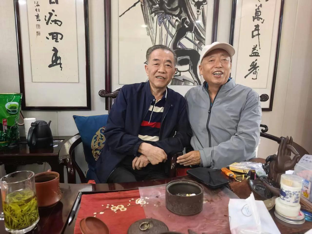记者专访：甘肃岷海制药有限责任公司董事长张峰之二：接之一

记者：王志俭（穿石）