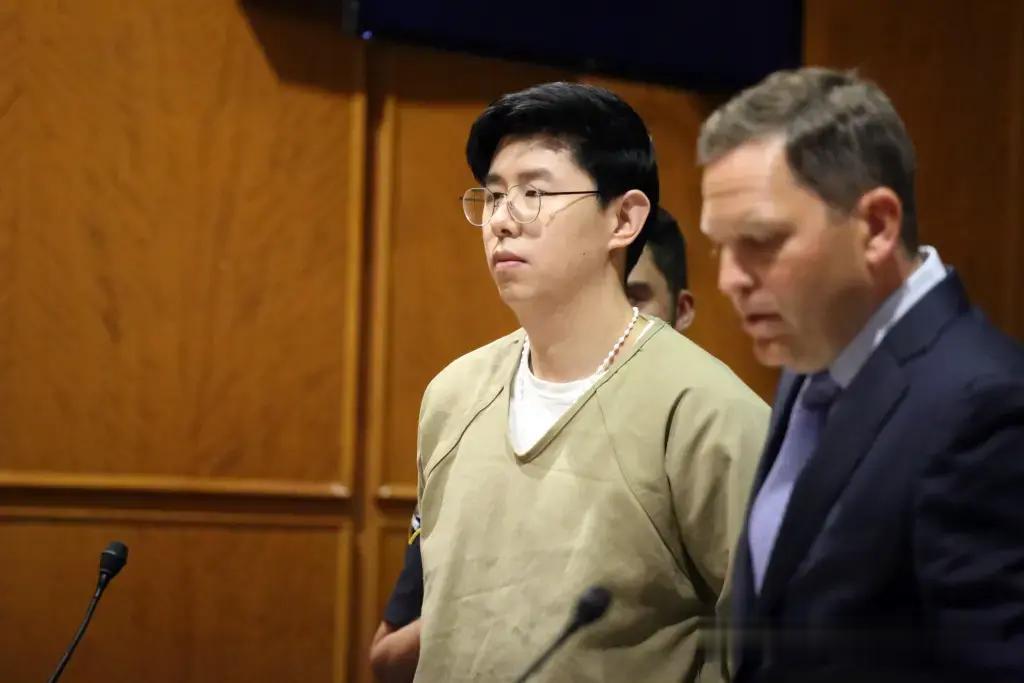 澳亚裔医生潜伏医院女厕偷拍460人？还按病人同事精心分类？