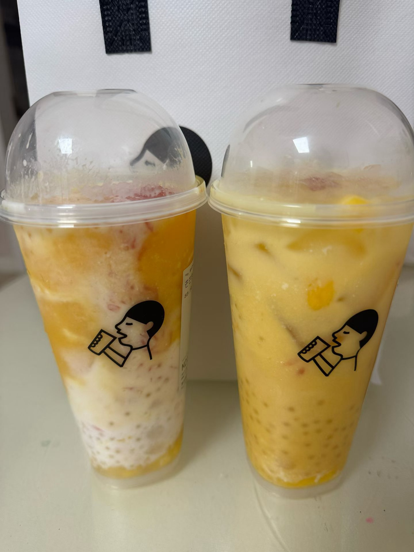 秋天的第一杯奶茶🥤我选喜茶，你们喝了没有