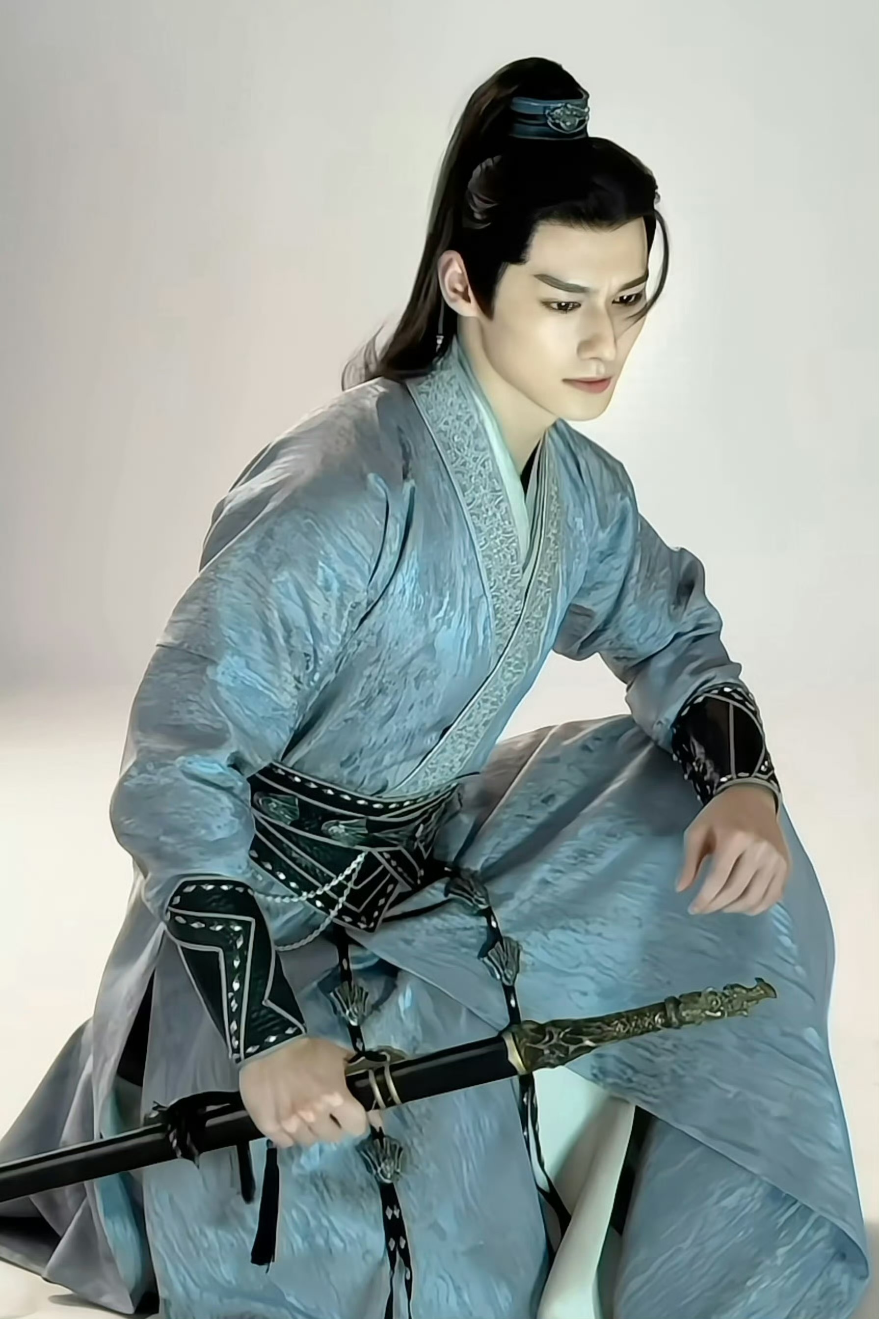 笑鼠，汪卓成录视频解释自己在凤凰台上演的角色名怎么读，就爱看点这种活人搞笑剧宣！