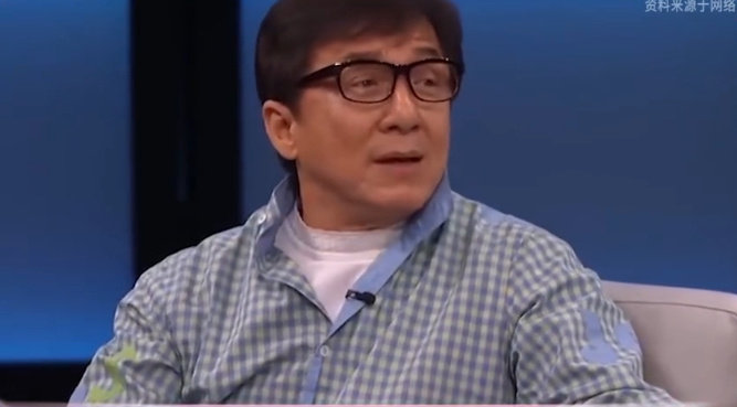成龙 中国人自己的超级英雄 成龙借电影画卷，绘中华武术壮丽，为中国文化世界版图增