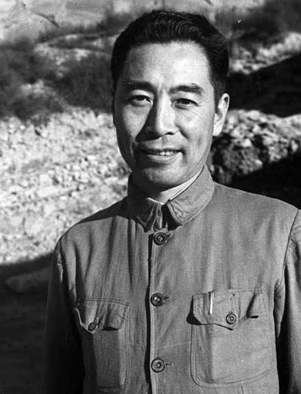 1969年越南主席胡志明与世长辞，消息传到中央，周恩来总理亲自指示驻越大使千万不