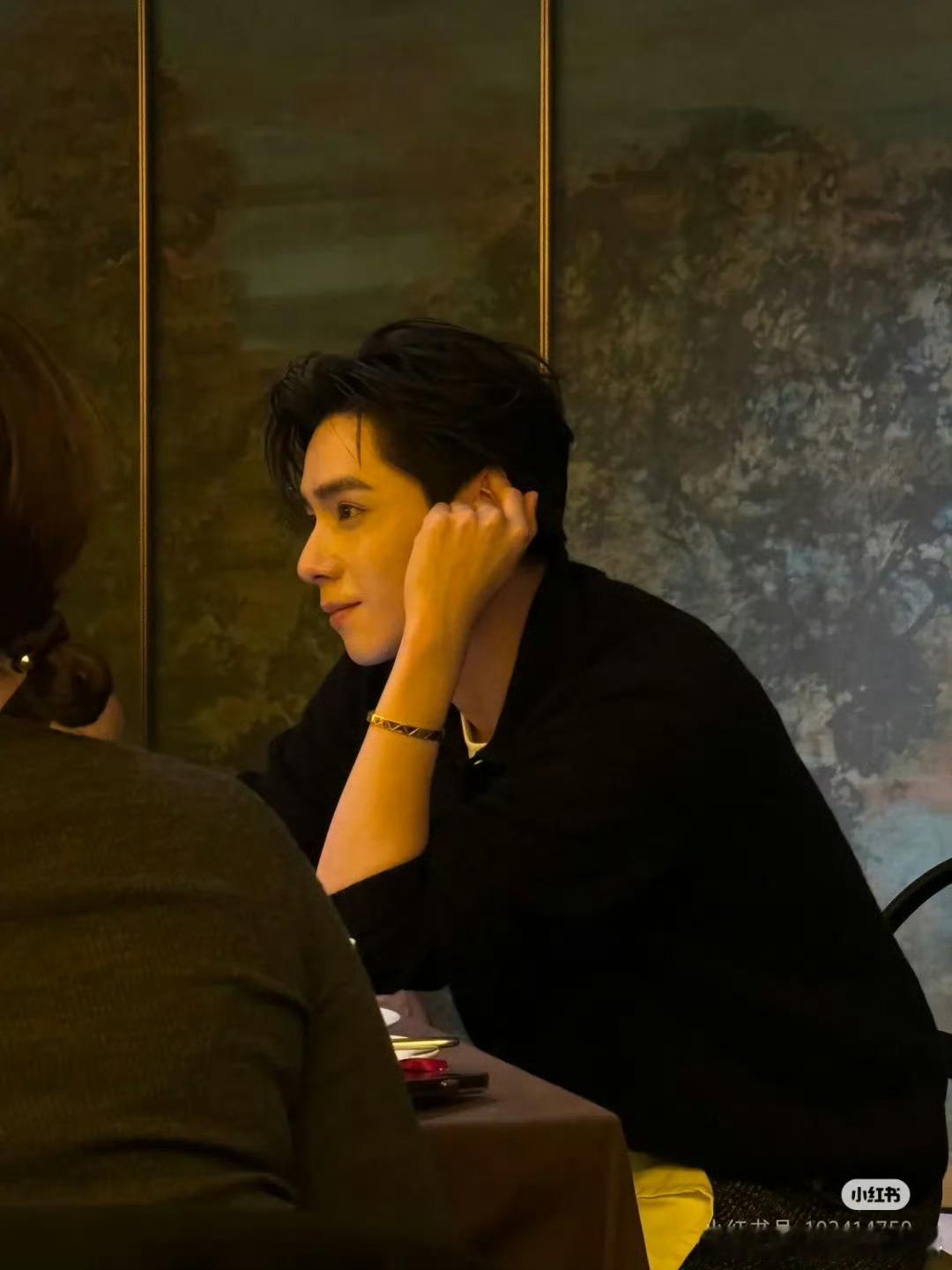 胡一天 人夫感 ，不用垫增高鞋垫的男主出现啦！！ 