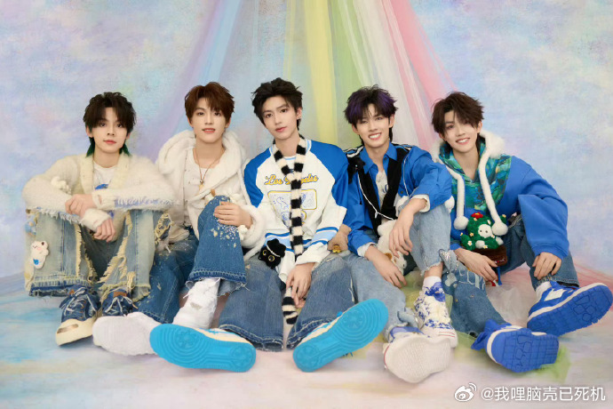 登录少年五一演唱会登录少年泉州首唱会  网传登陆少年五一泉州首唱会，咱就说你期待