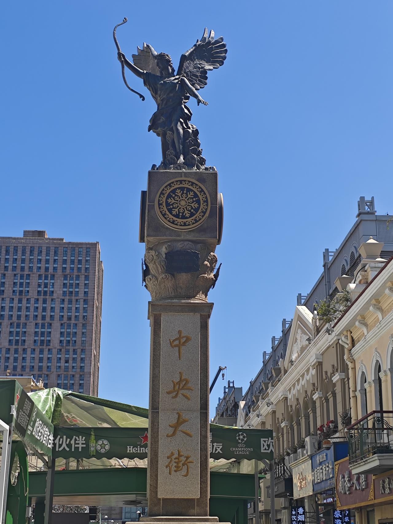 印象中哈尔滨

我印象中的哈尔滨，大多来自电影和电视剧，以前好多敌特片的故事都发